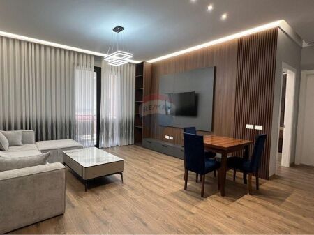 Apartament - Për Qira - Kompleksi Delijorgji, Tiranë(ID: 530171016-21)