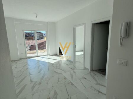 OFFICE 65 M2 FOR RENT ON DRITAN HOXHA STREET, AURA COMPLEX 50,000 LEKE