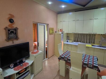 🏡 Appartamento 1+1 in Affitto – Ex Blocco (vicino a Caffè Roma)