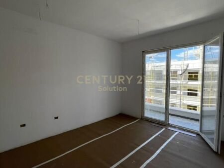 SHESIM APARTAMENT 1+1+ POST PARKIMI TEK UNIVERS CITY !