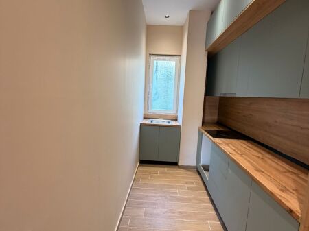 SHITET APARTAMENT 2+1 SHKEMBI I KAVAJES, GOLEM