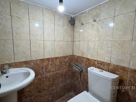 DYQAN PER SHITJE TEK SHKOLLA NIKET DARDANI, XHAMLLIK !