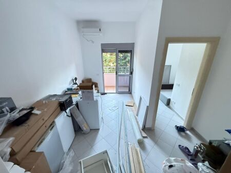APPARTAMENTO 1+1 SULLA SPIAGGIA DI DURRËS, IN VENDITA! COMPLESSO TOCAK