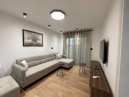 Apartament 1+1 per qira Kinostudio