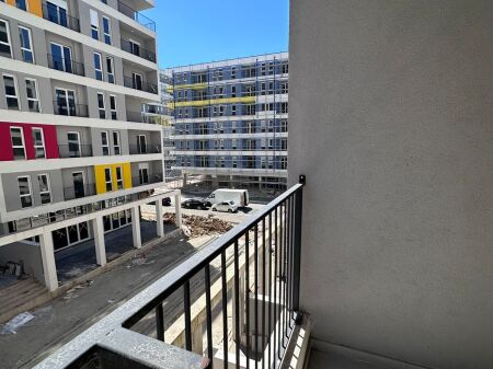 Shitet apartament 3+1 Univers City !