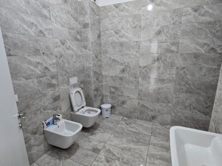 🏢 Office 2+1 for Rent – Square 21