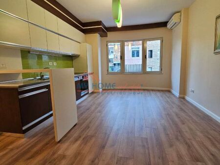 Appartamento 1+1 in vendita Mine Peza Tirane