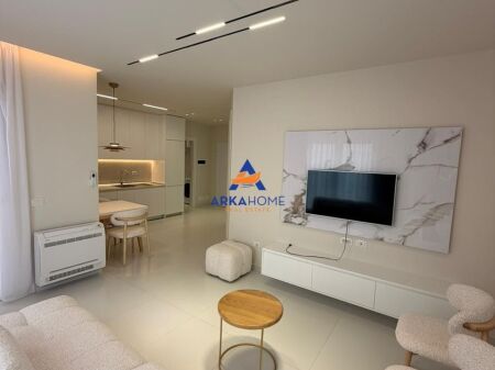 AFFITTASI APPARTAMENTO 1+1+BALCONE "AL NUOVO BOULEVARD" 65000 LEKE