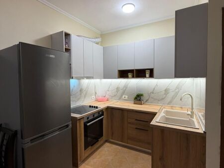 Apartament 1+1 qera, Medreseja