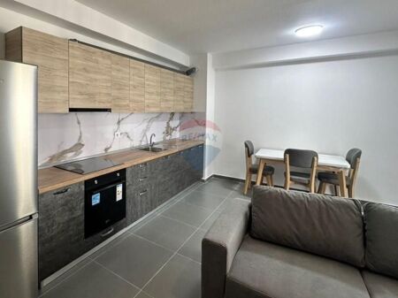 Apartament 3+1 me qira te rruga 5 Maji