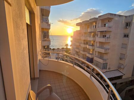 🌊 Appartamento 1+1 in affitto – Lungomare, prima linea con vista mare.