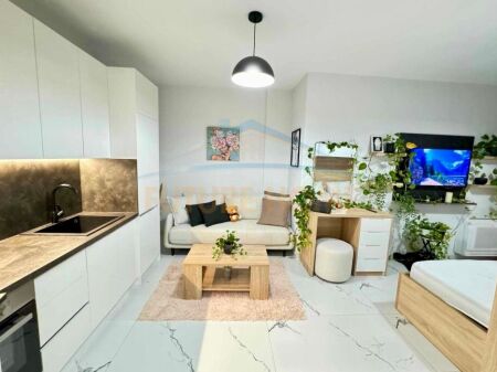 Qera, Garsoniere, Unaza e Re. 350 €