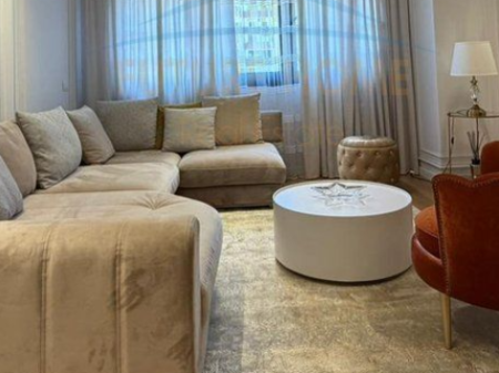Qera, Apartament 2+1+2+ Post Parkimi , Rruga e Barrikadave , Tirane . Empire68145