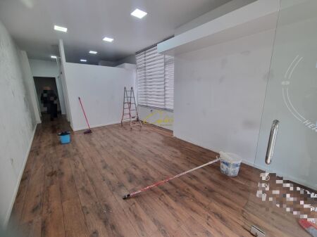 BUSINESS PREMISES FOR RENT 50 M2 MYSLYM SHYRI 60,000 LEKE