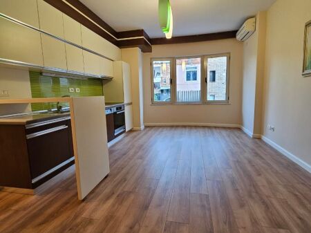 Apartment 1 + 1 for sale Mine Peza Street