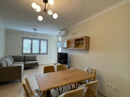 Qera | Apartament 3 + 1 | Fresku | 550 €/muaj