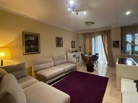 Appartamento in affitto 2+1+2 presso Liqeni i Thate