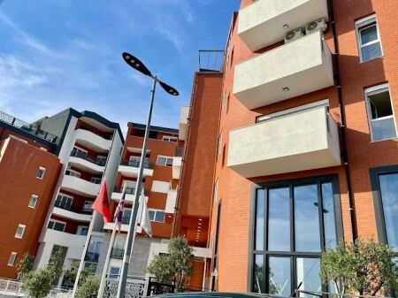 Fresk Rruga Xhon Belushi Shitet apartament luksoz 1+1