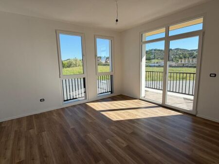 Apartment 2+1 for sale in Sauk(530581012-18)