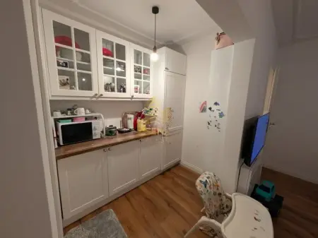 Shitet, Apartament 2+1, Rruga e Kavajes, 16.500.000 Leke