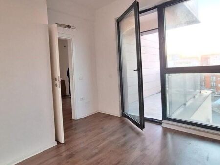 🏡✨ Apartament 1+1 në shitje – Rruga e Kosovarëve ✨🏡
