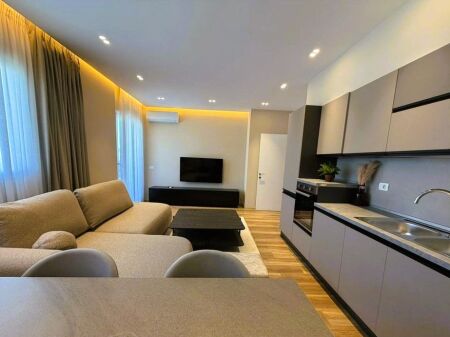 Apartament 1+1 Me Qira në Pazari i Ri