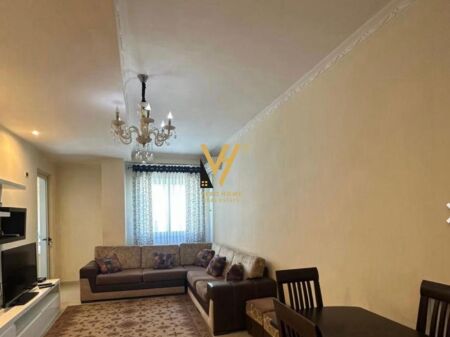 JEPET APARTAMENT 1+1 ME QIRA NE ASTIR 42.000 LEKE