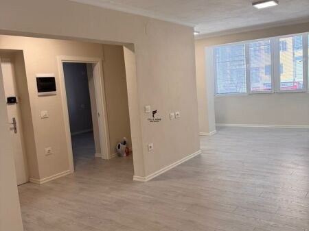 OFFICE FOR RENT 70M2 21 DECEMBER 800 EURO  FH-72663