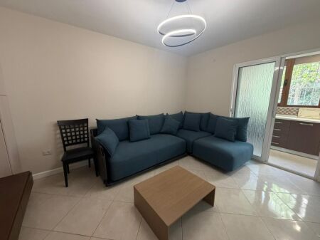 🏡 Jepet me qira apartament 2+1 i mobiluar te 📍  Rr. Elbasanit.💶 550€ i diskutueshëm