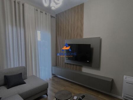 AFFITTASI APPARTAMENTO 1+1+BALCONE "COMPLESSO AURA" 60.000 LEKE