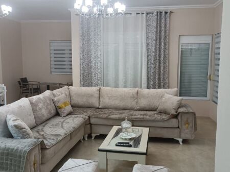 Rent | Vilë 3 + 1 | Shkozë | 1000 €/month