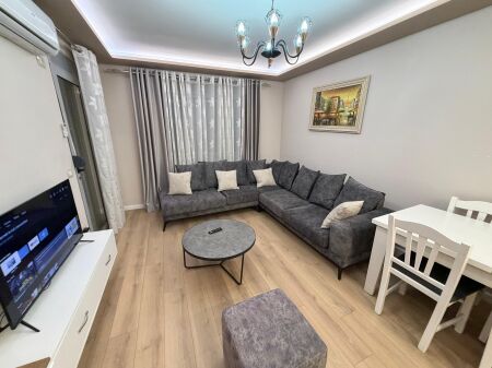 Affittasi appartamento 1+1📍Liqeni i thate Tirana ✨