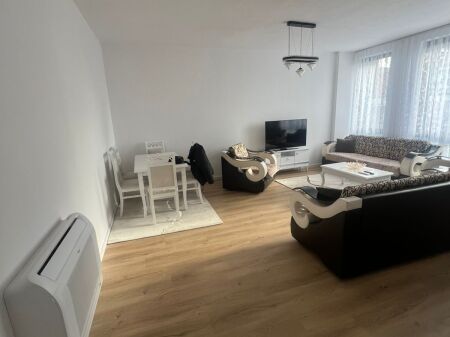JEPET ME QERA APARTAMENT 2+1 BULEVARDI I RI
