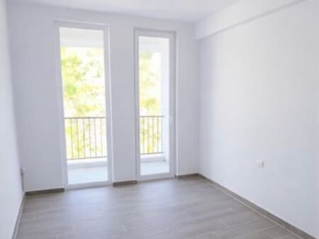 Jepet me qira apartament 2+1 te 5-Maji!
