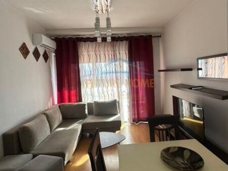 Qera, Apartament 1+1, Xhamllik, Tiranë