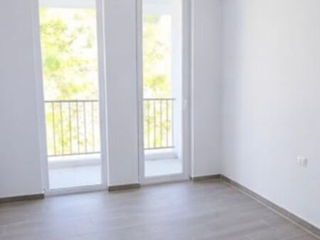 Apartament me qira 2+1 5 Maji