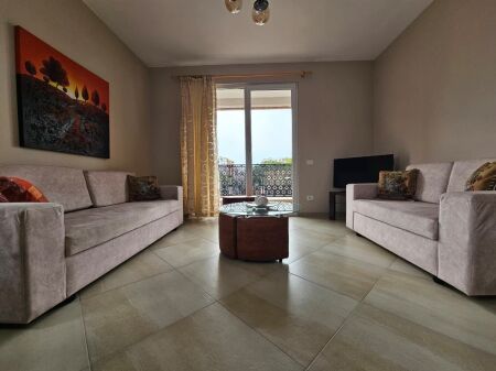 Apartment 2+1+2 near QSUT!