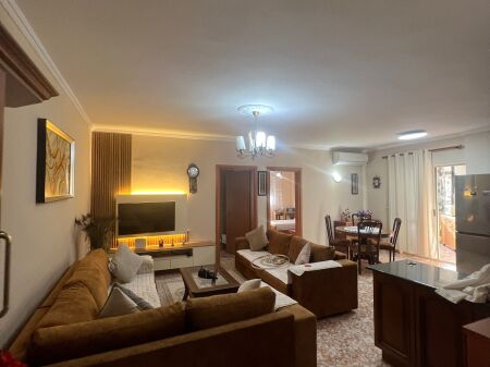 🏡 Jepet me qera apartament 2+1+2 ballkone në Don Bosko
