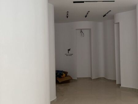 DYQAN ME QERA 125 M2 MYSLYM SHYRI 250.000 LEKE FH-72833