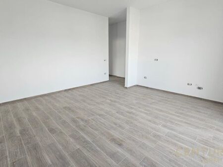 Appartamento 1+1 In Vendita Al Nuovo Boulevard! 111,400 € Superficie Totale  80m2  Superficie Interna  77m2