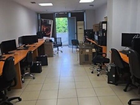 Shitet , Ambjent Biznesi , Condor Center , Tirane
