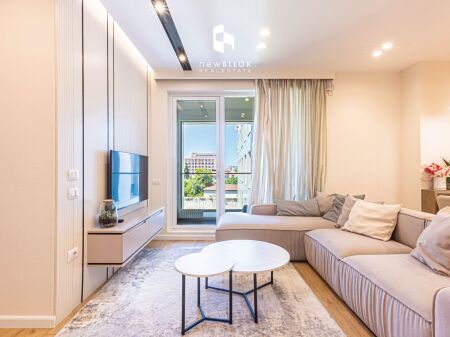 Shitet MAGIC ✨️ 2+1+2wc & 1 Ballkon (📍Stacioni Trenit - Residenca Siri )P.2023, Luxury, 102.5m² Mbi 35K Investim 275,000€ 💥
