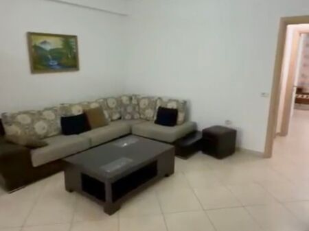 In affitto 2+1+2 ASTIR 40.000 lek