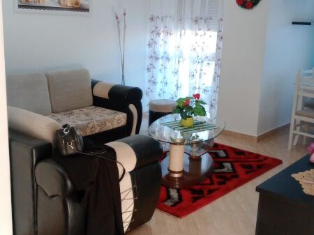 Jepet me qira apartament 1+1 – Ish Rajoni
