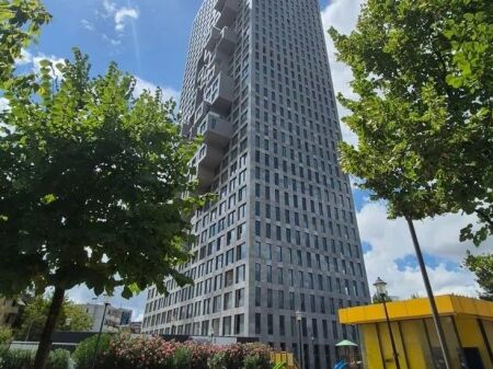 Jepet Zyre me Qira te Downtown One Tirana