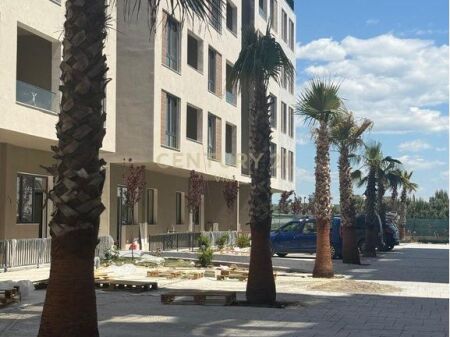 SHITET APARTAMENT 1+1 + POST PARKIMI TEK RESIDENCA LOREDIS , QERRET !!!