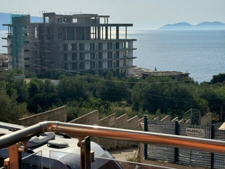 Apartament 2+1 për shitje "Uji Ftohte" Vlore pranë Le Pallazine
