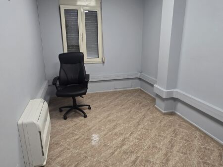 Premises for rent Qemal Stafa street !