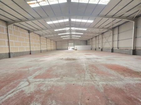 Magazzino In Affitto a Vaqarr (ID BM336) Tirane