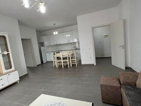 🏡 Shitet apartament 2+1 në Kamëz – gati për banim!
